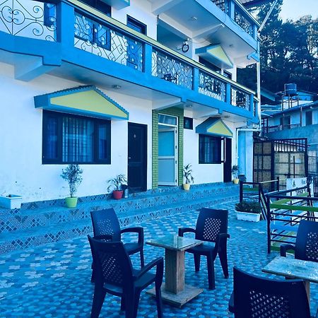 Irish Town Mussoorie Hotel Exterior photo