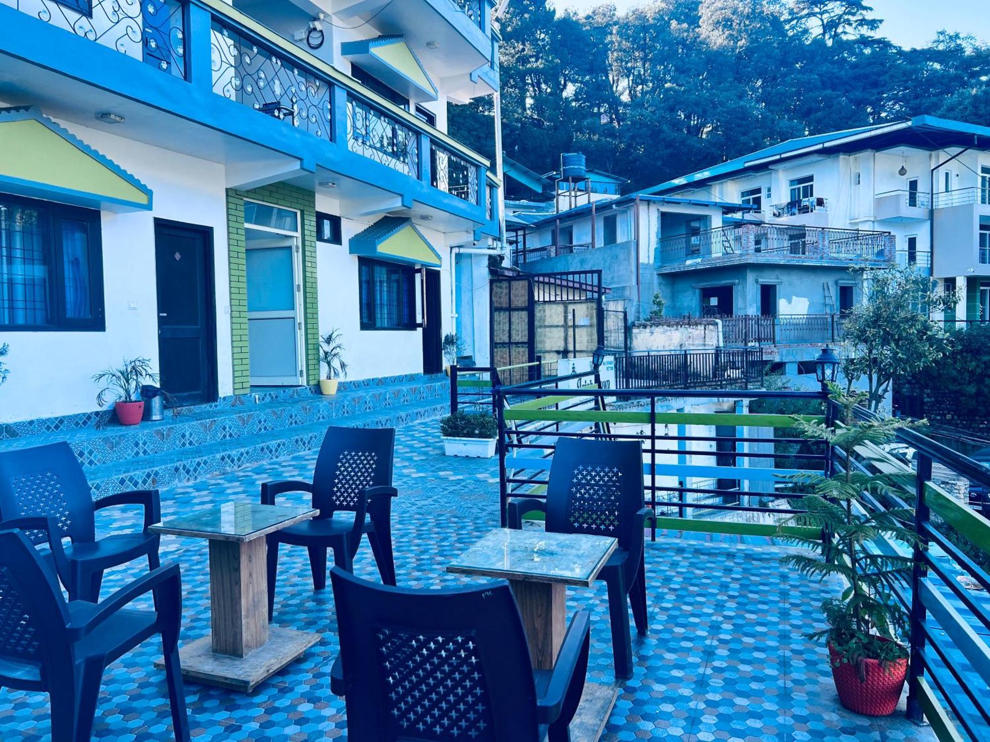 Irish Town Mussoorie Hotel Exterior photo