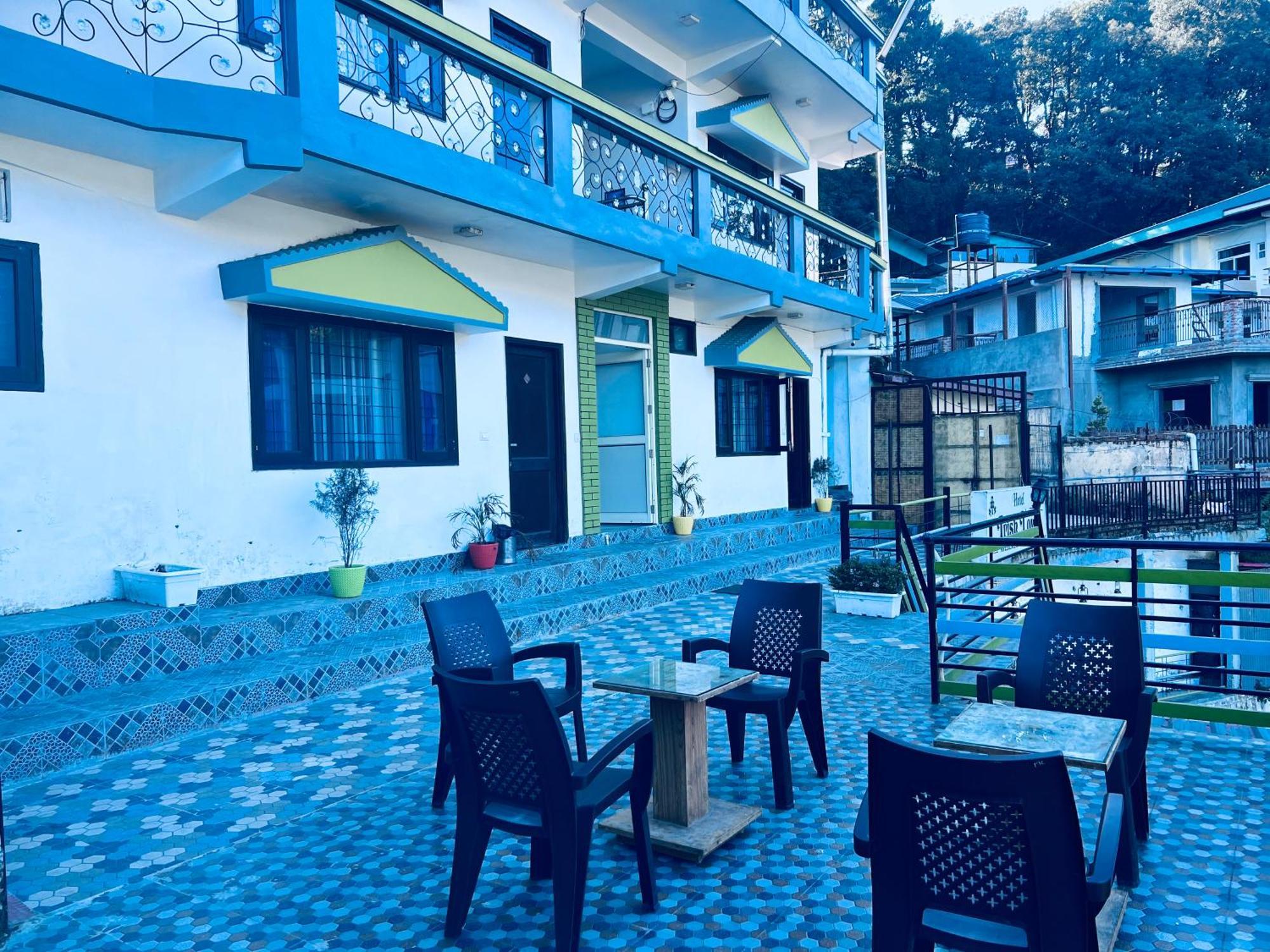 Irish Town Mussoorie Hotel Exterior photo